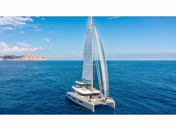 Lagoon 60