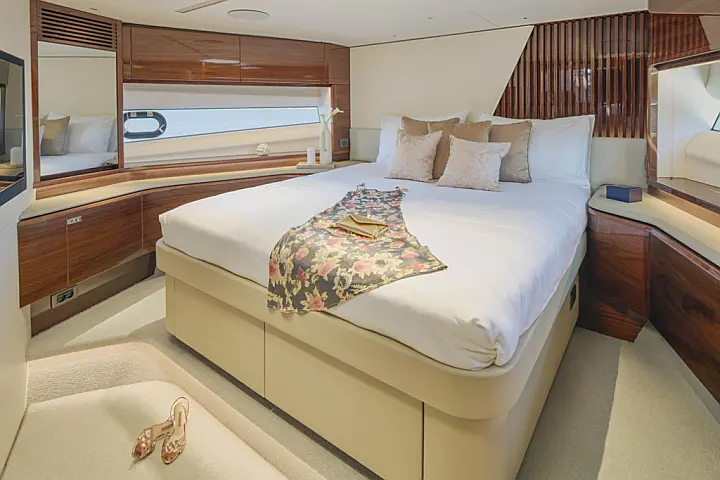 Princess Y72 - 
