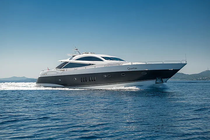 Sunseeker Yacht 95 - 