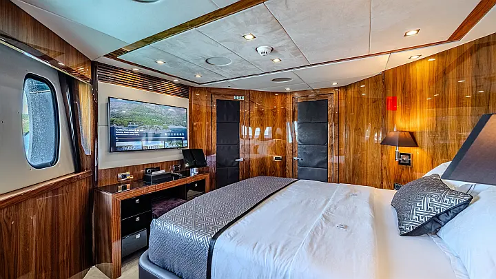 Sunseeker Yacht 34M - 