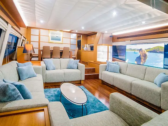 Ferretti 680 - Internal image