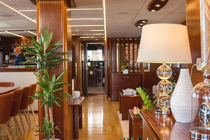 Motor sailer - 