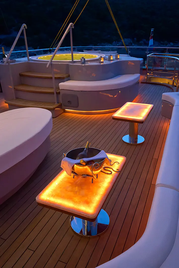 Motor sailer - 