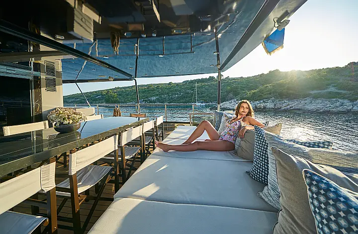 Motor sailer - 