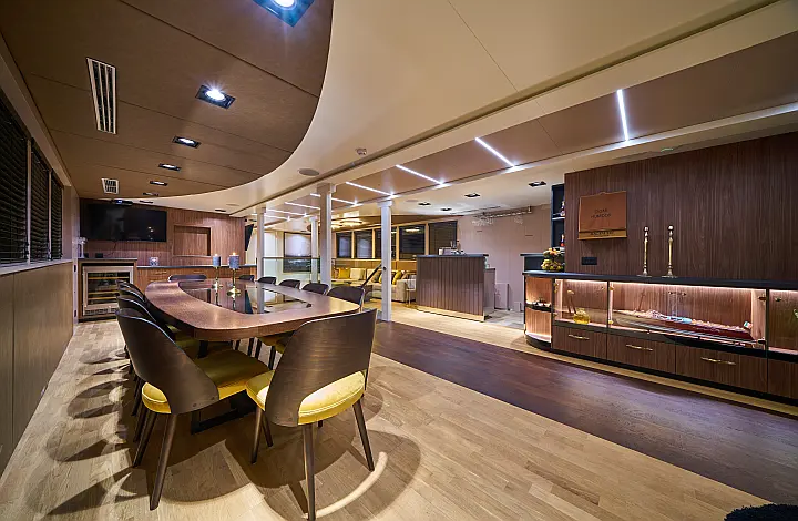 Motor sailer - 