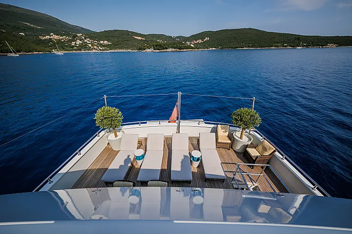 Saba  Custom 34 - 