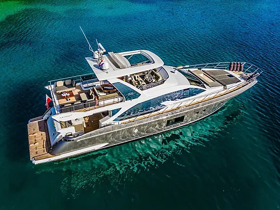 Azimut 66
