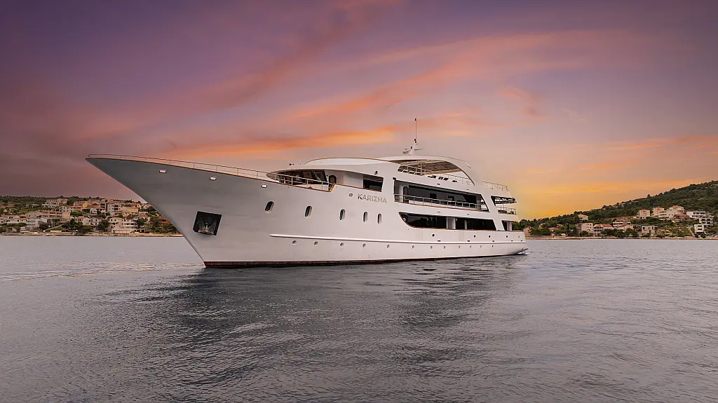 Luxury Motoryacht  - 