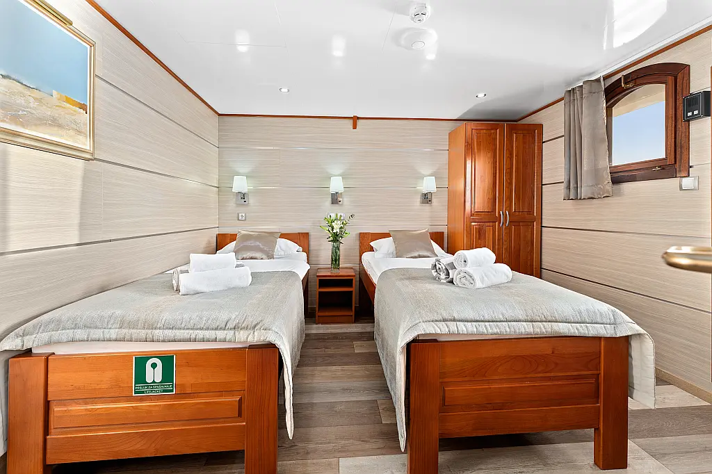 Luxury Motoryacht  - 