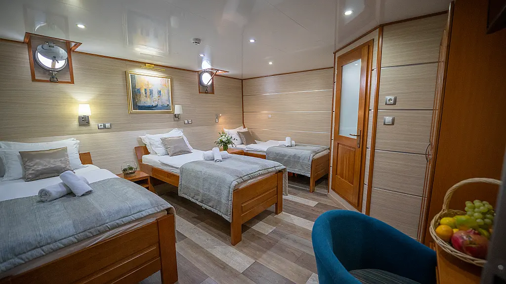 Luxury Motoryacht  - 