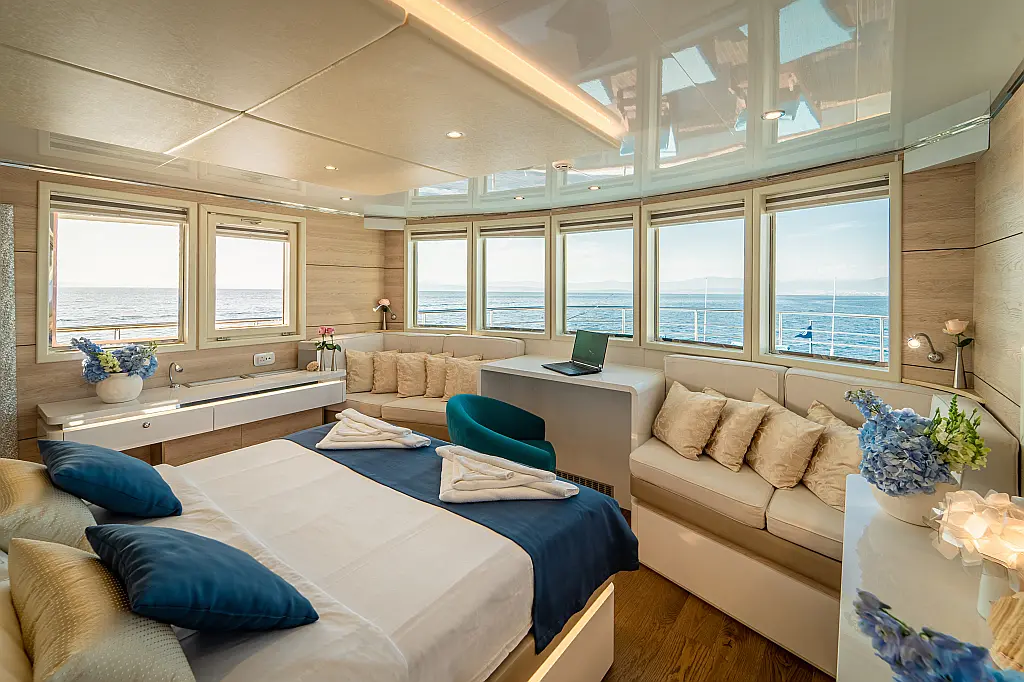 Luxury Motoryacht  - 