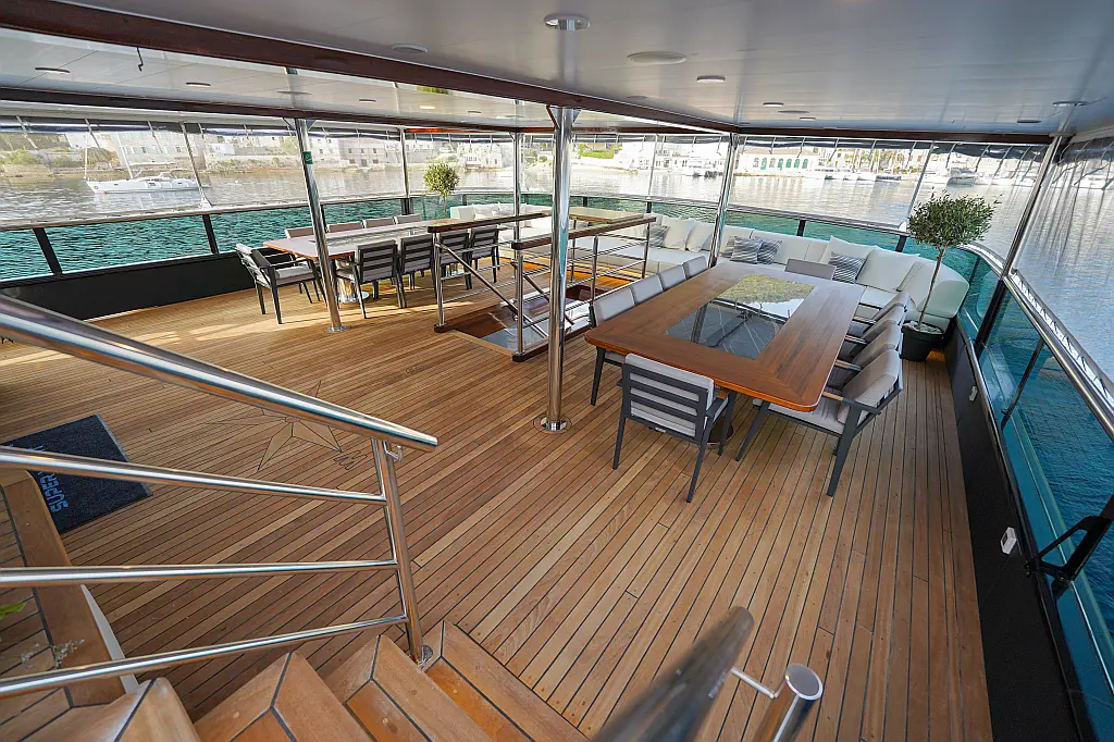 Luxury Motoryacht  - 