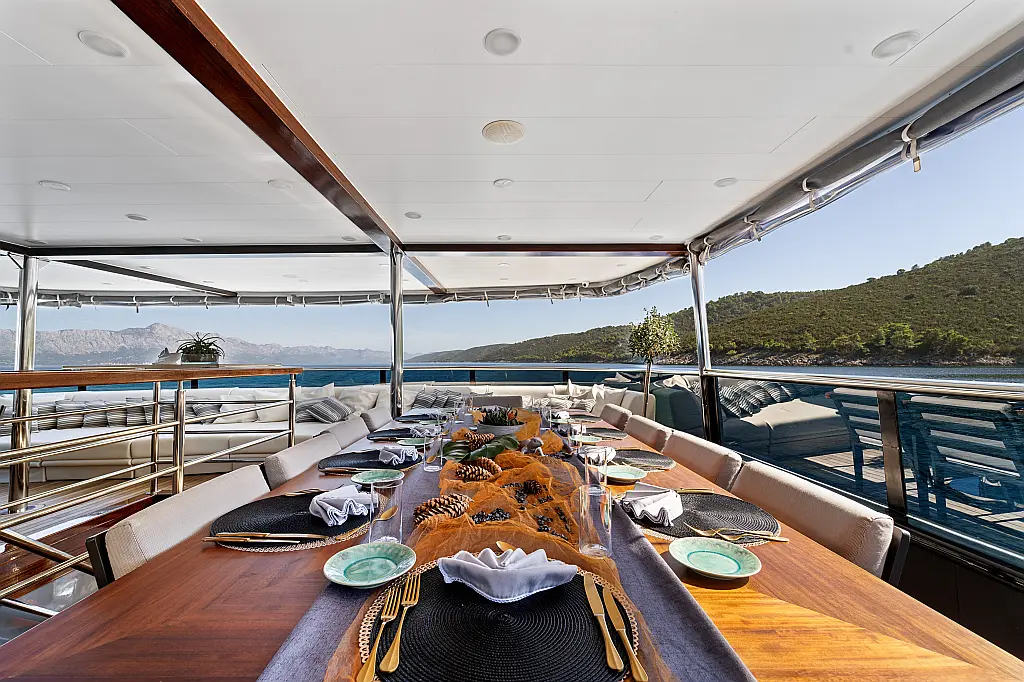 Luxury Motoryacht  - 