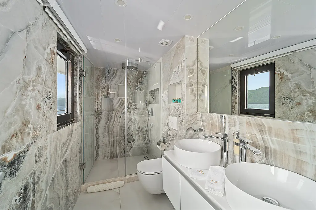 Luxury Motoryacht  - 