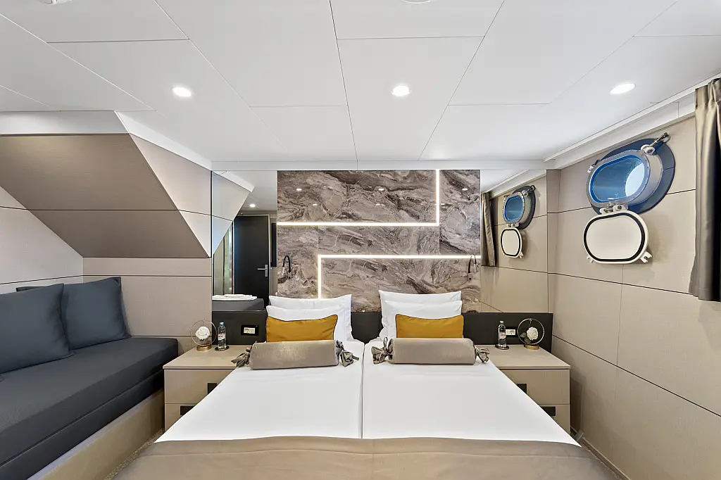 Luxury Motoryacht  - 