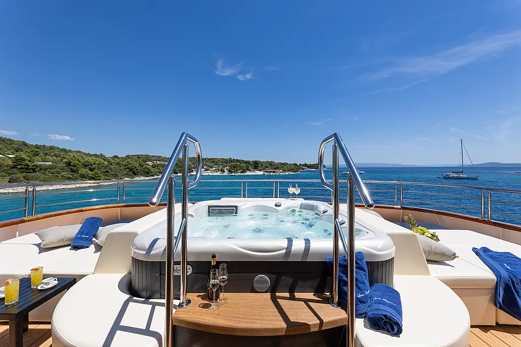 Luxury Motoryacht - 