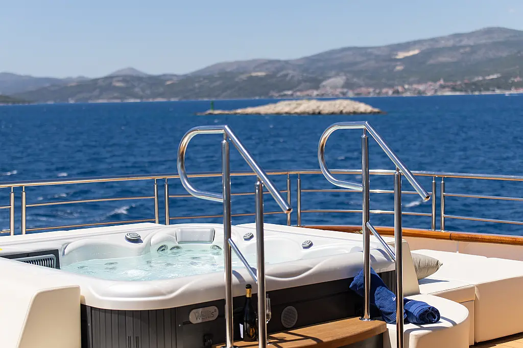 Luxury Motoryacht - 