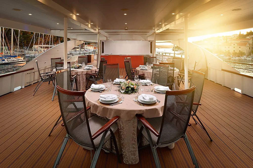 Luxury Motoryacht - 