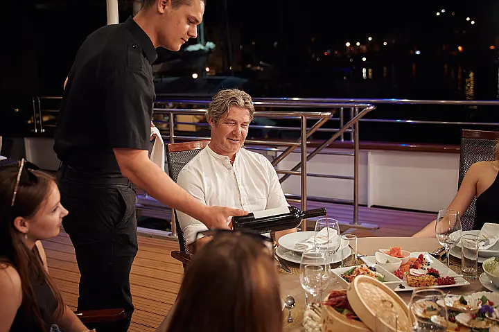 Luxury Motoryacht - 