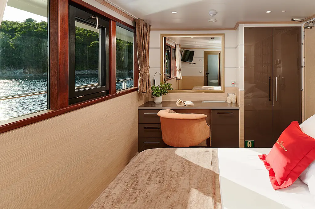 Luxury Motoryacht - 