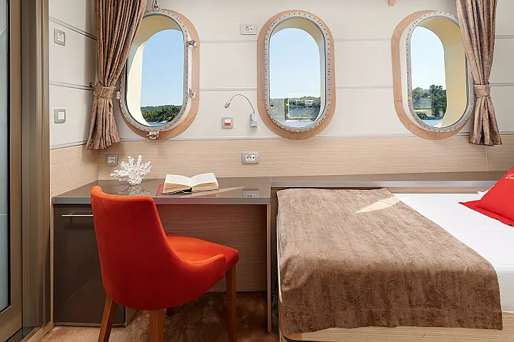 Luxury Motoryacht - 