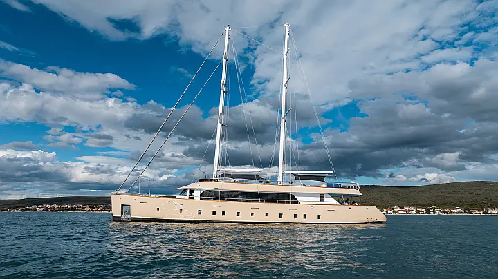 Luxury Sailing Yacht  - 