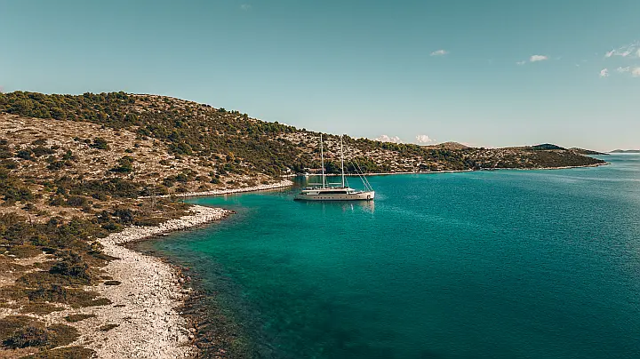Luxury Sailing Yacht  - 