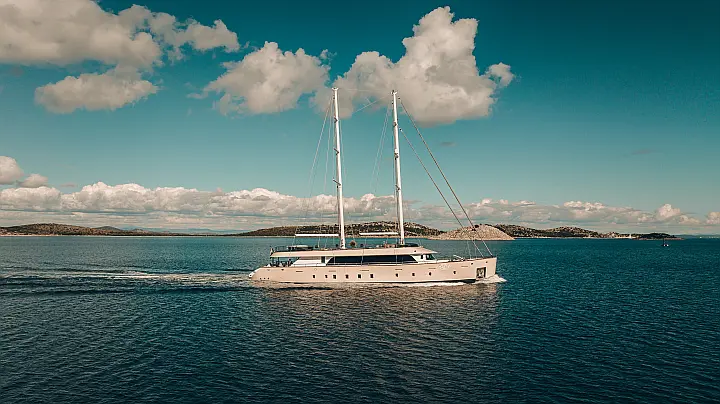 Luxury Sailing Yacht  - 