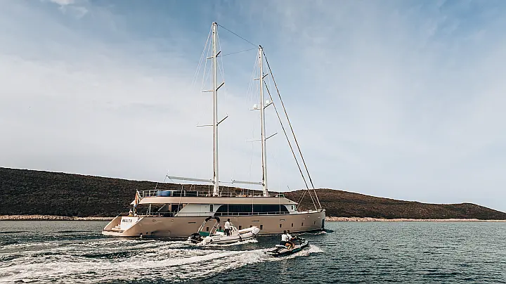 Luxury Sailing Yacht  - 
