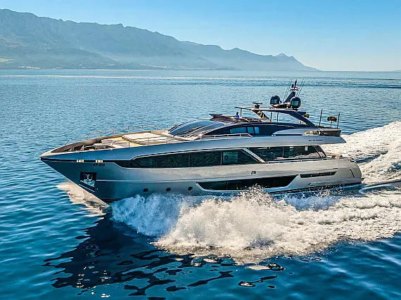 Riva Corsaro 100